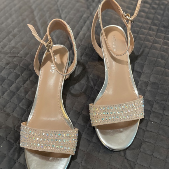 #ShoeCraze - Picture 11 of 12